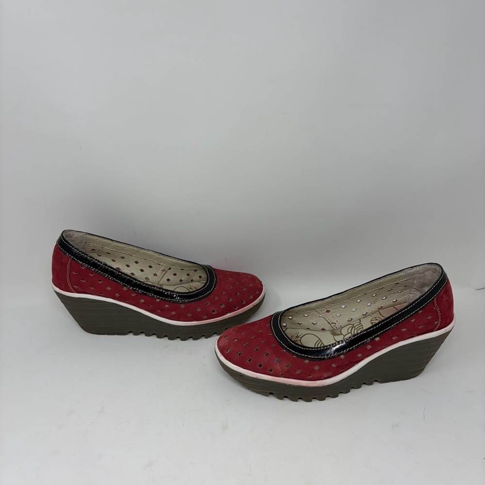 Fly London Yobe Yika Perforated Wedge Sandal Size 37 or US 6.5/7 - Picture 5 of 12